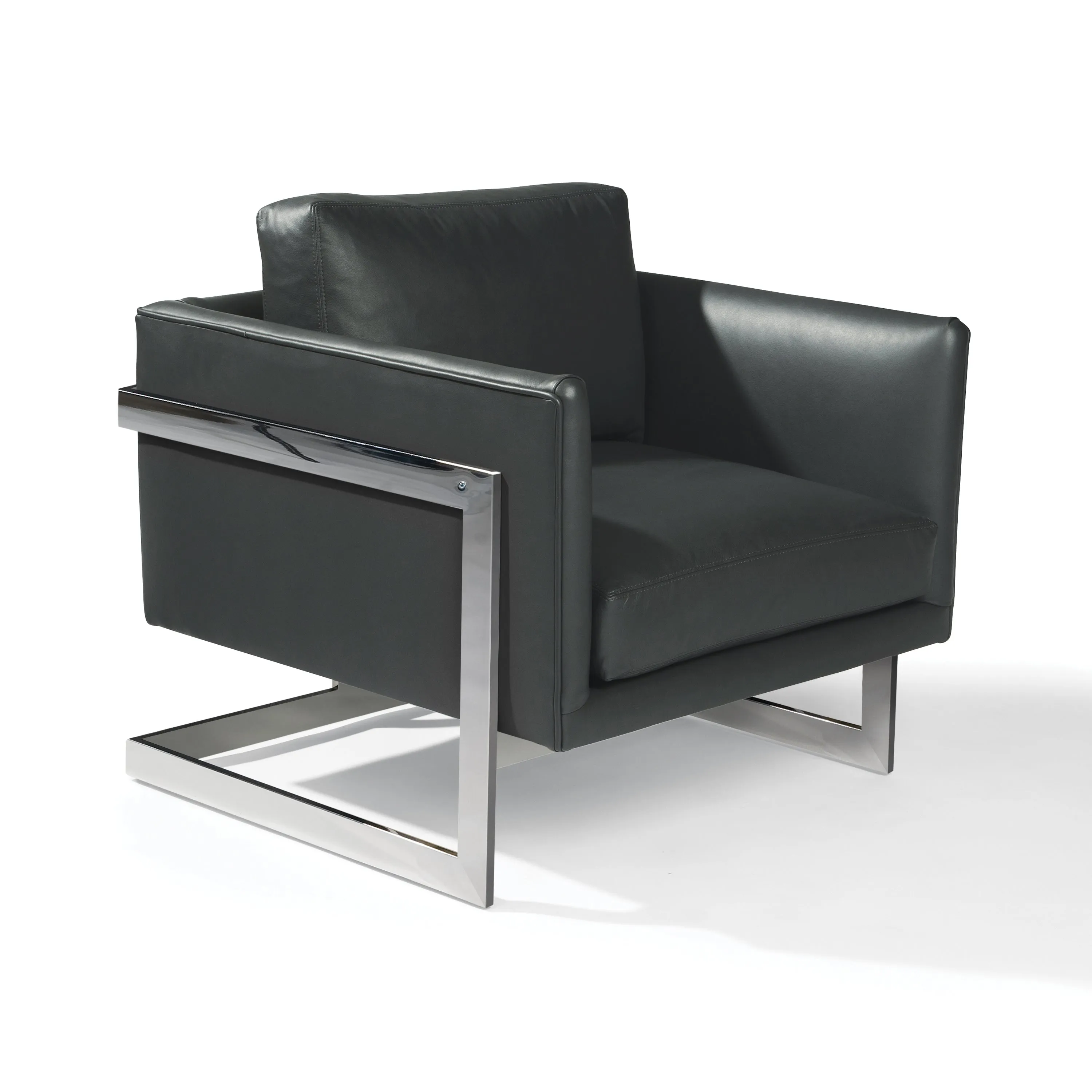 989 Design Classic Lounge Chair