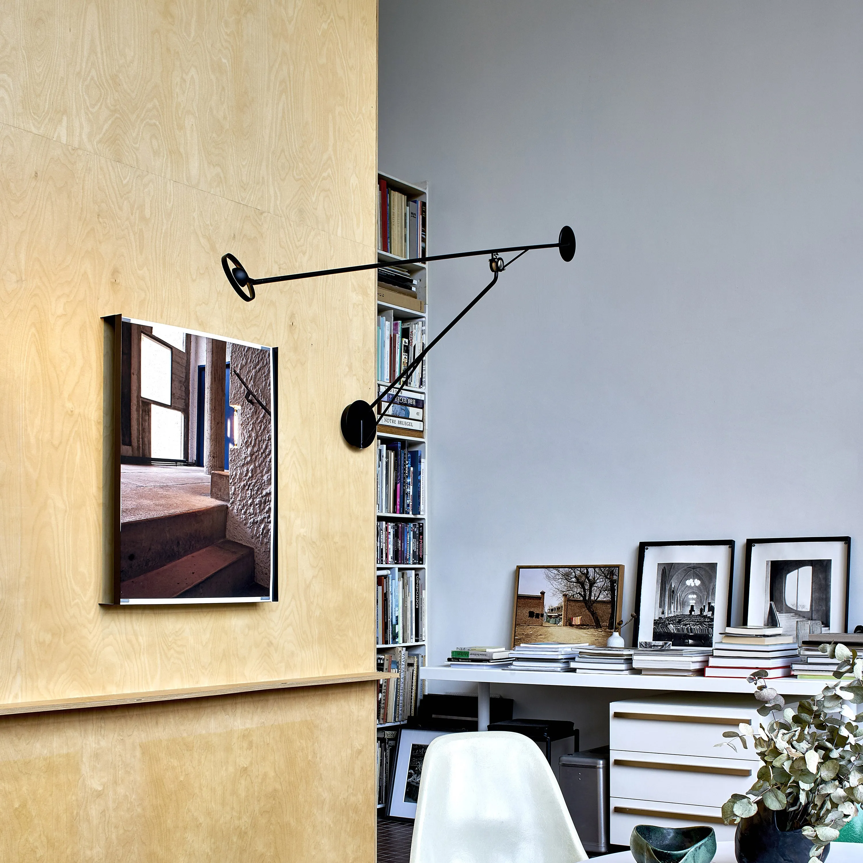 Aaro Wall Sconce