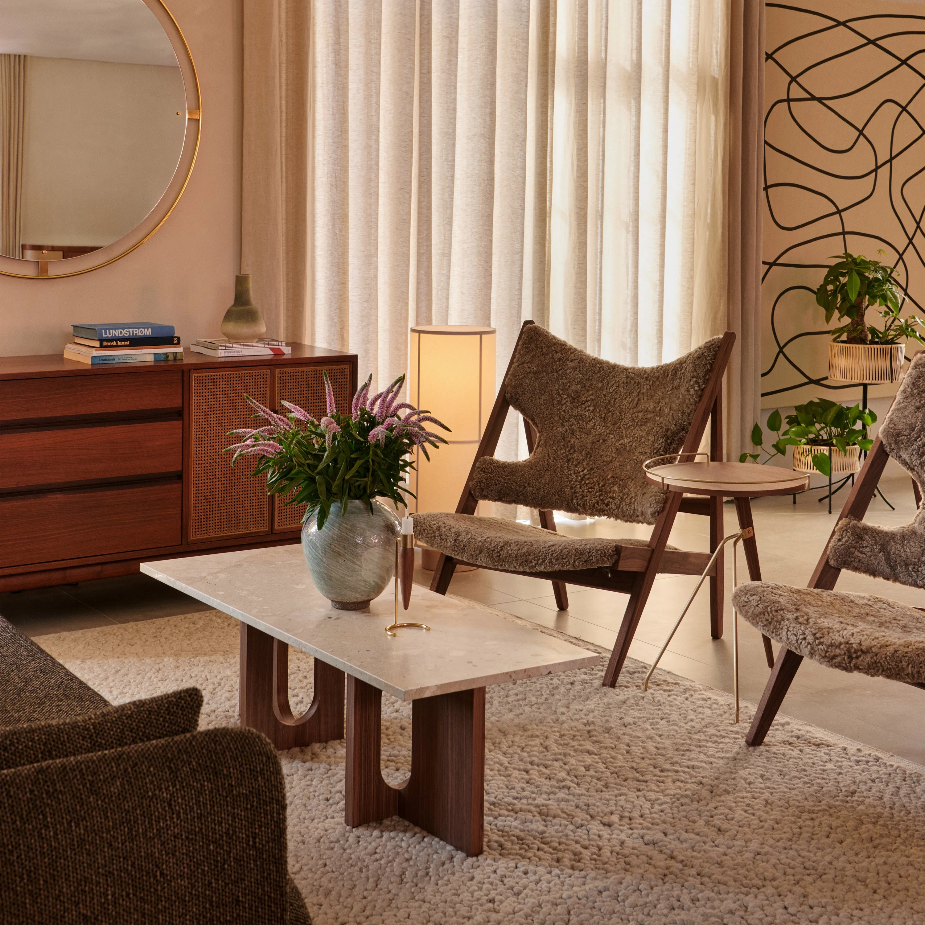 Androgyne Lounge Table