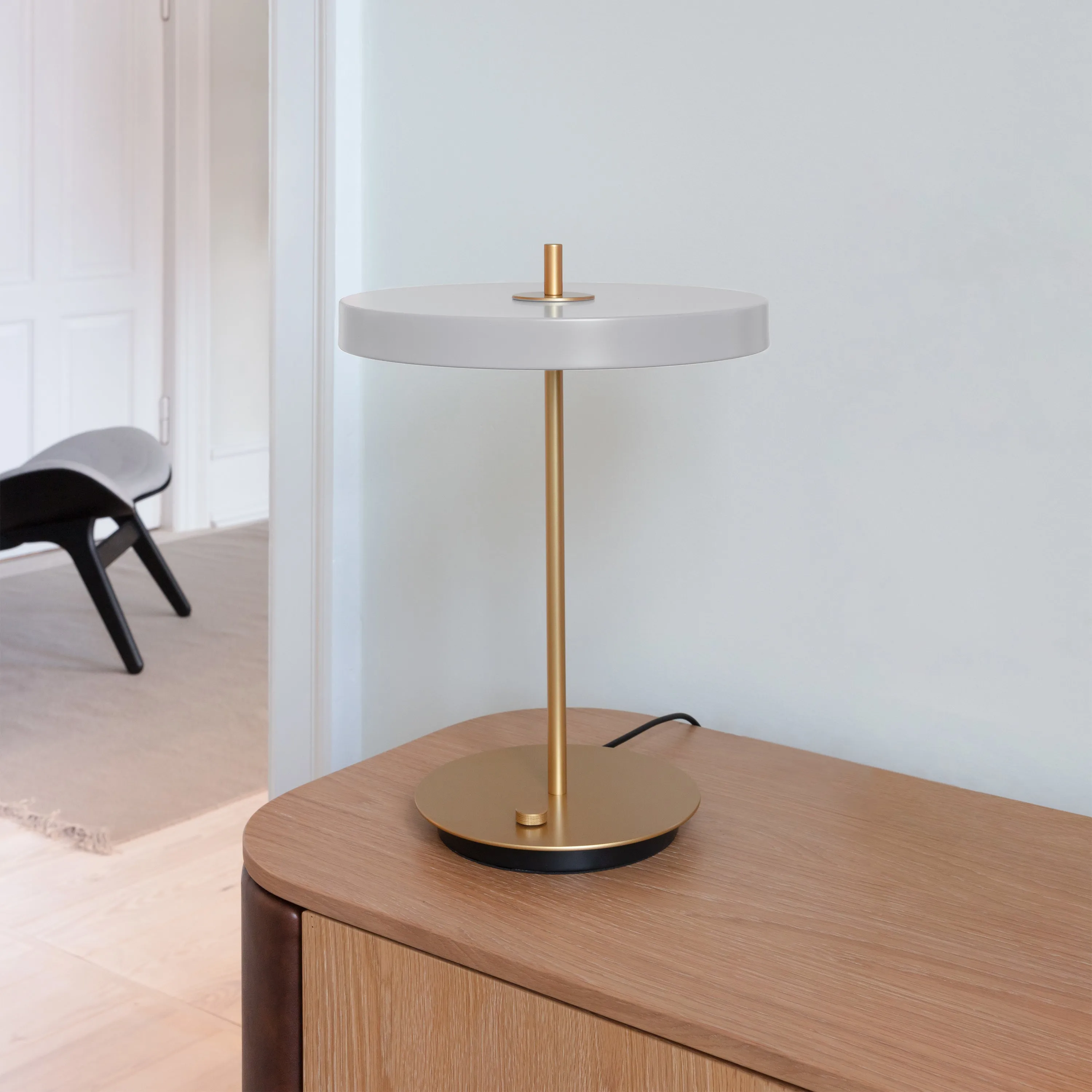 Asteria Table Lamp