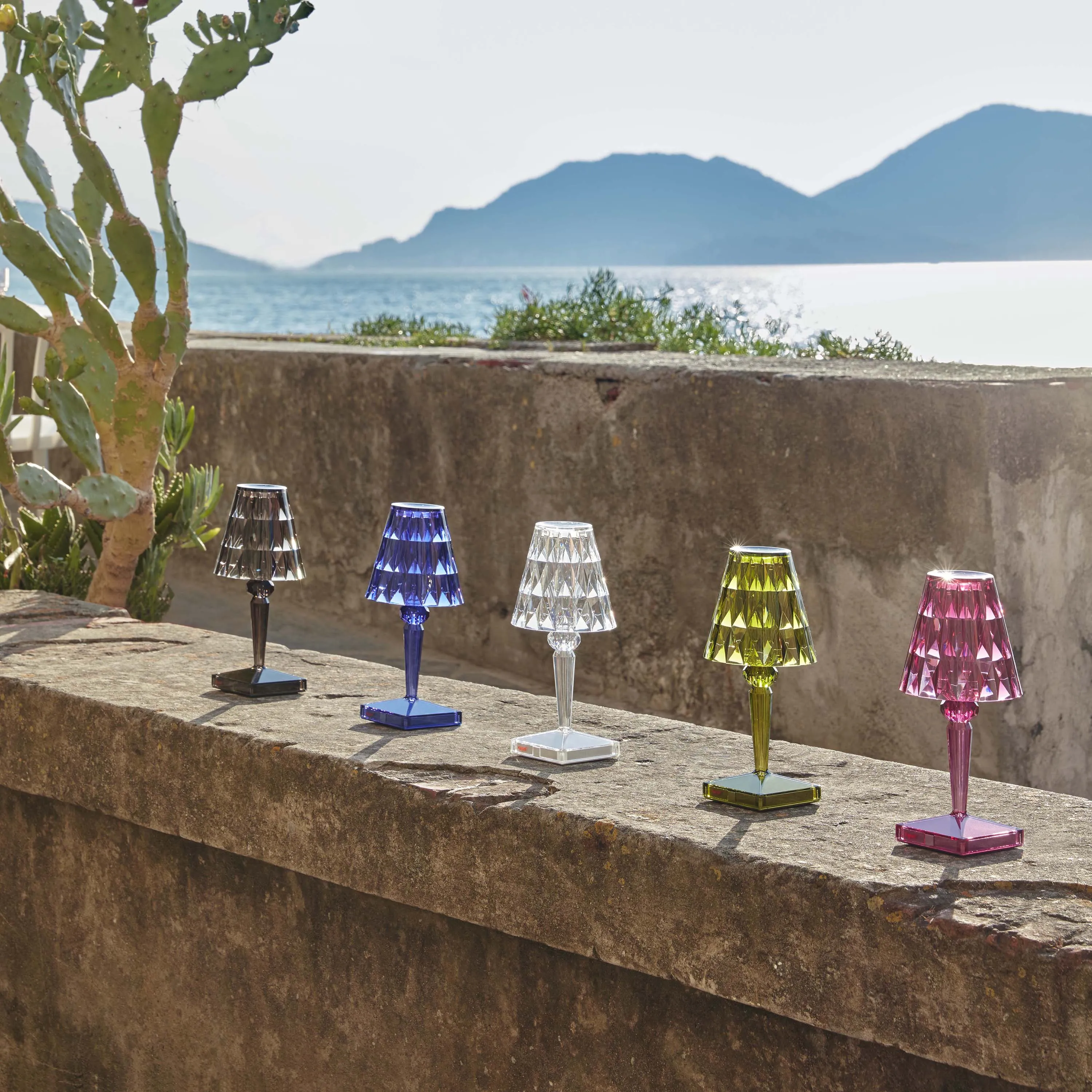Battery Table Lamp