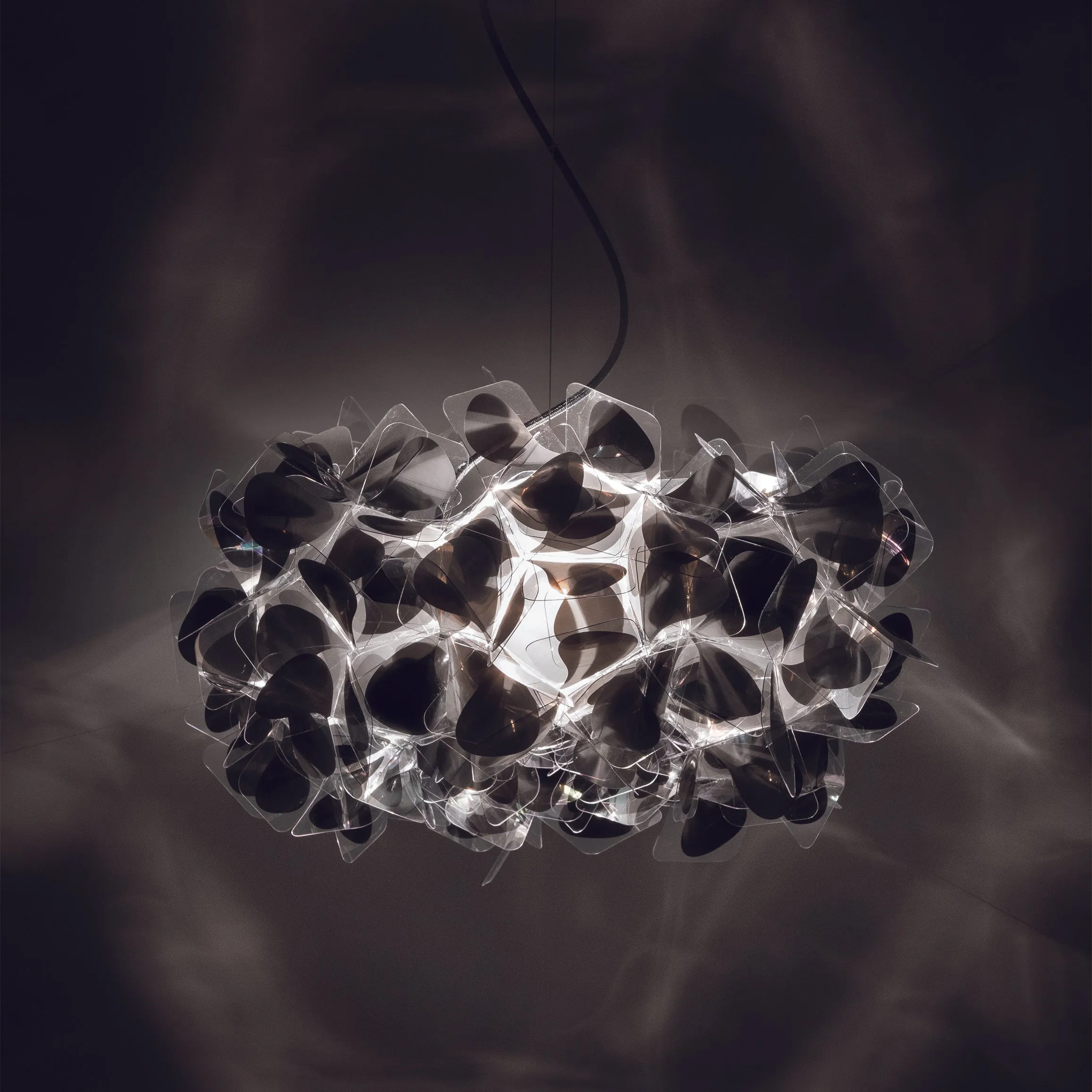 Clizia Mama Non Mama Pendant Light