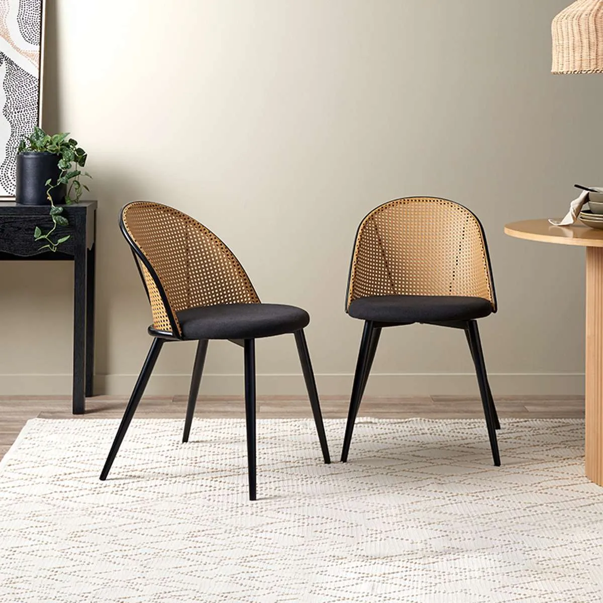 Eve Black Table Bench Seat and Avila Six Piece Dining Set Mocka