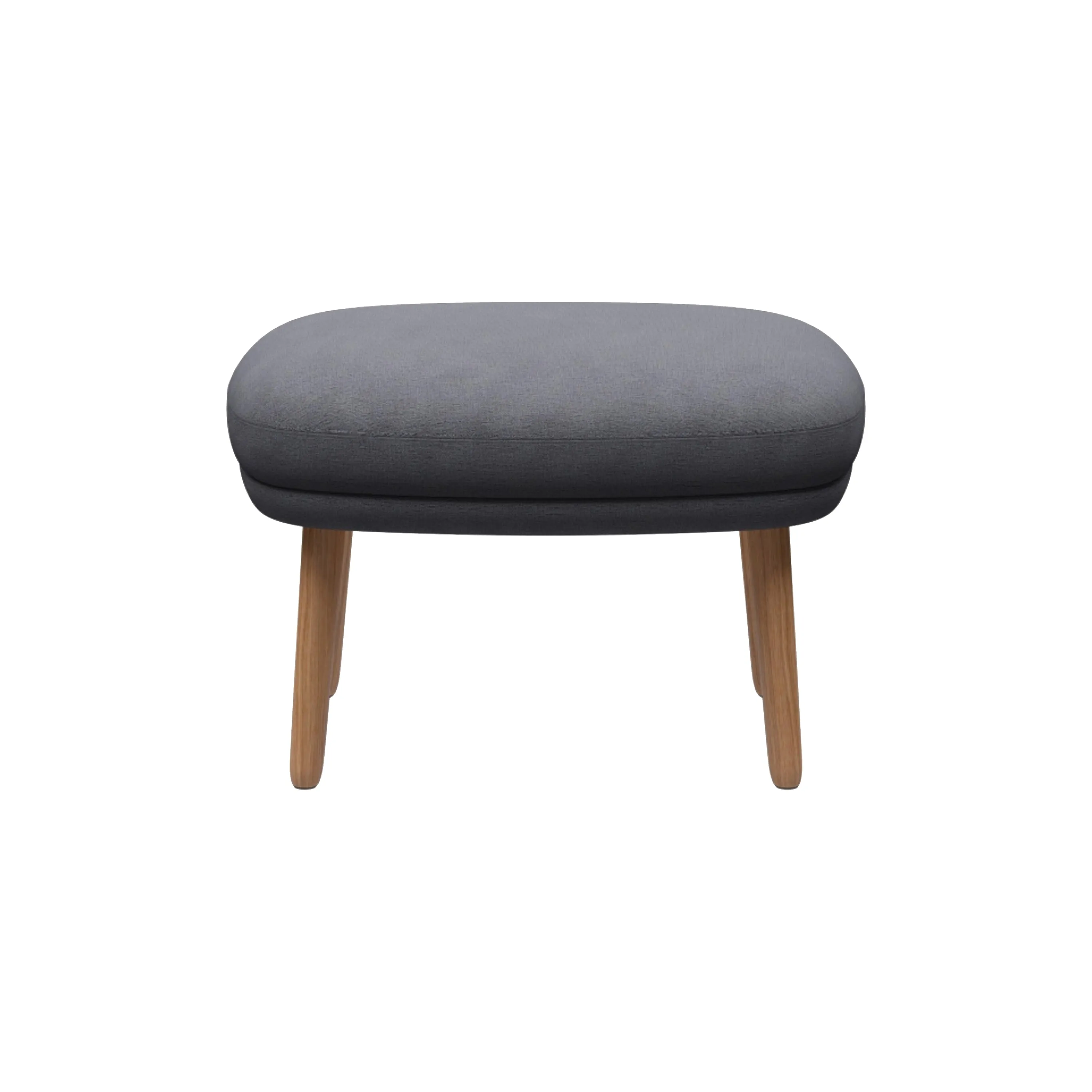Fri Lounge Chair with Wood Legs