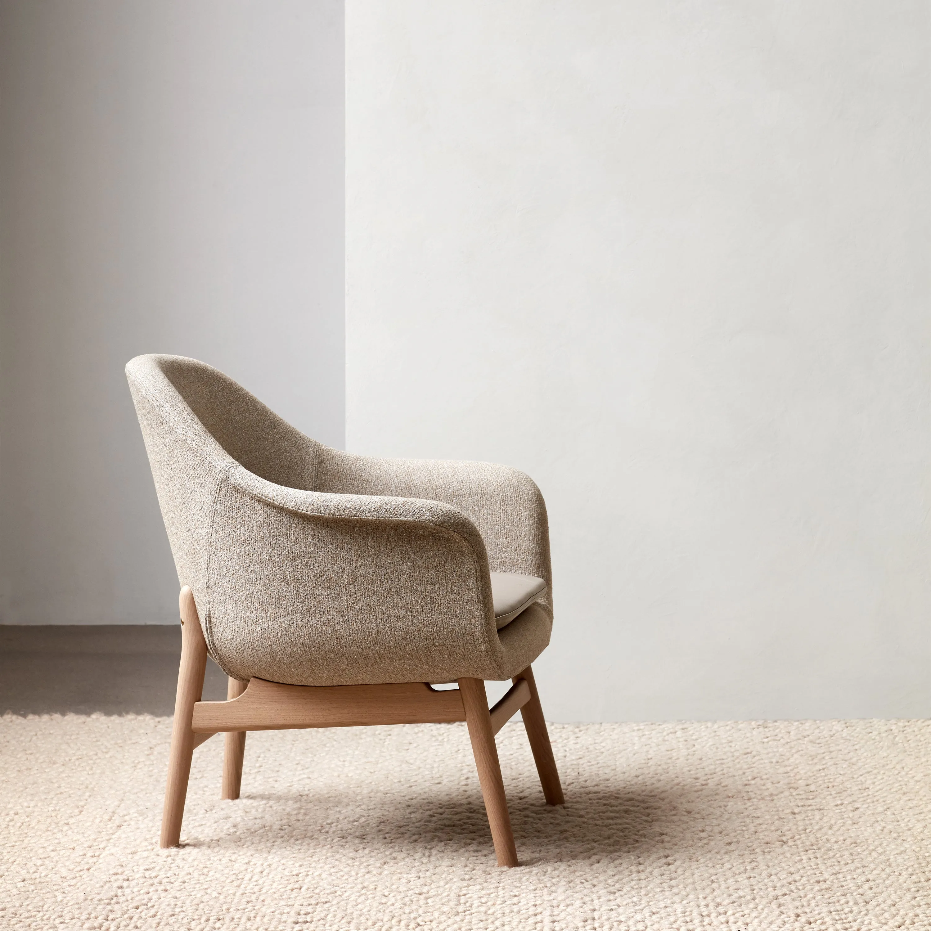 Harbour Upholstered Lounge Chair