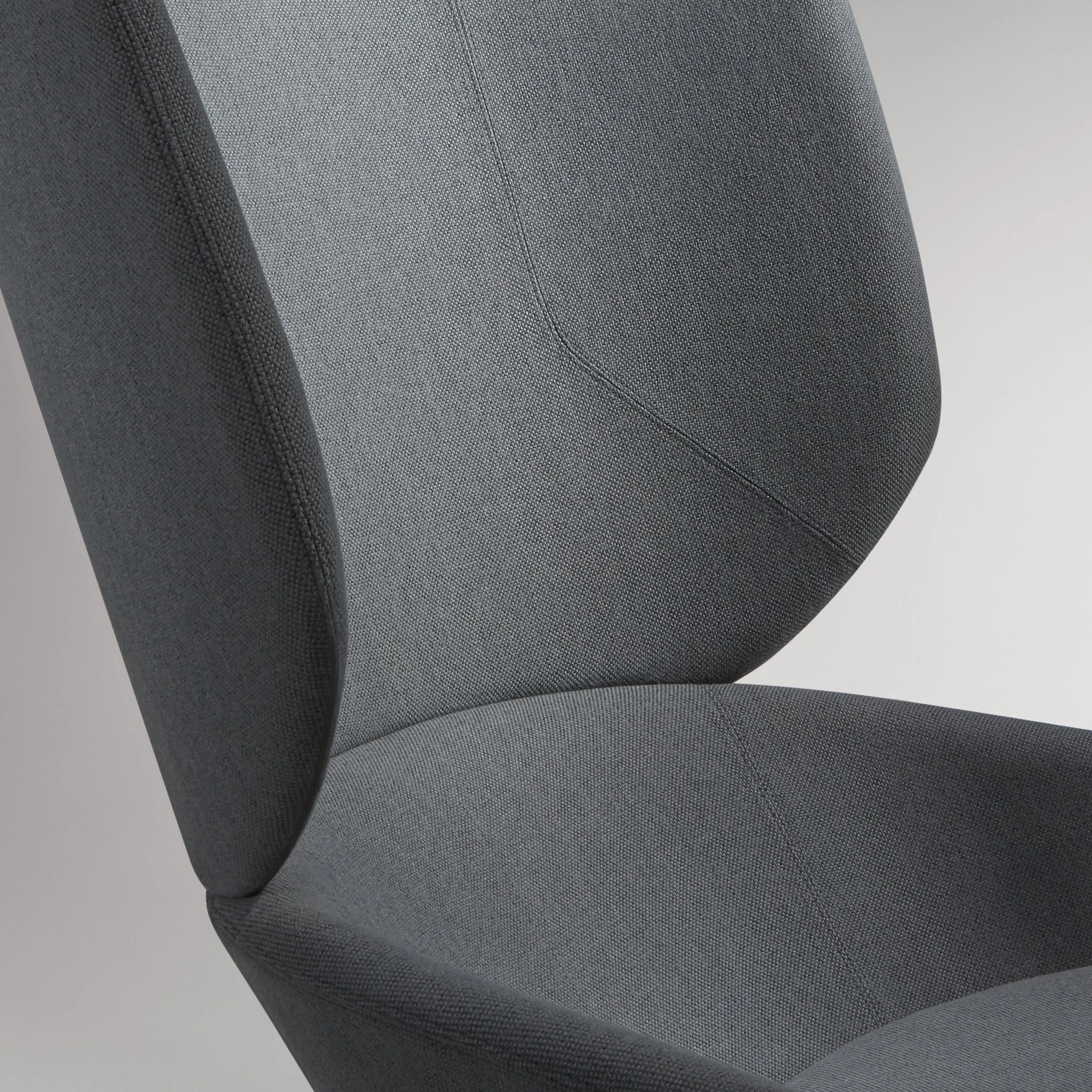 Heads Up Lounge Chair