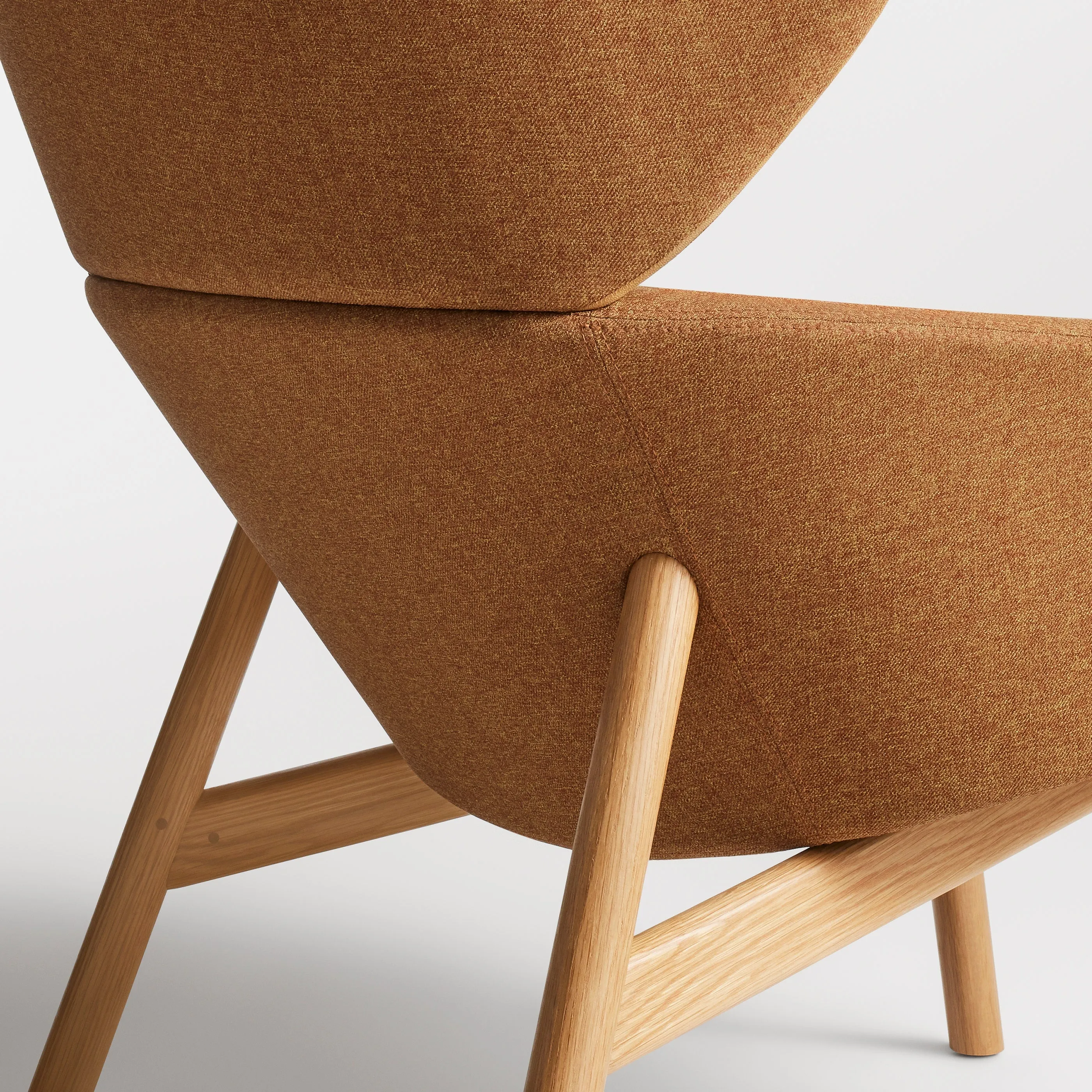 Heads Up Lounge Chair