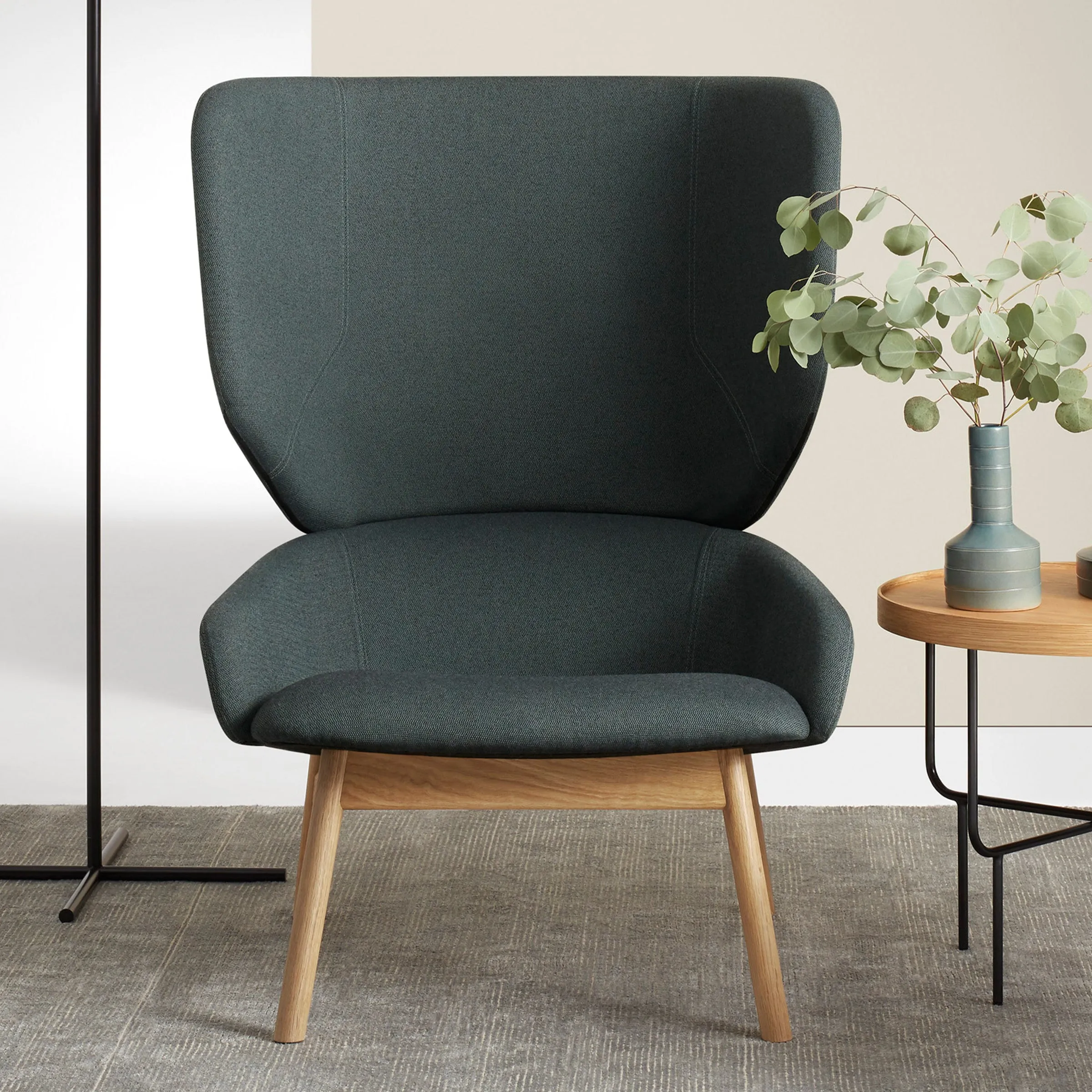 Heads Up Lounge Chair
