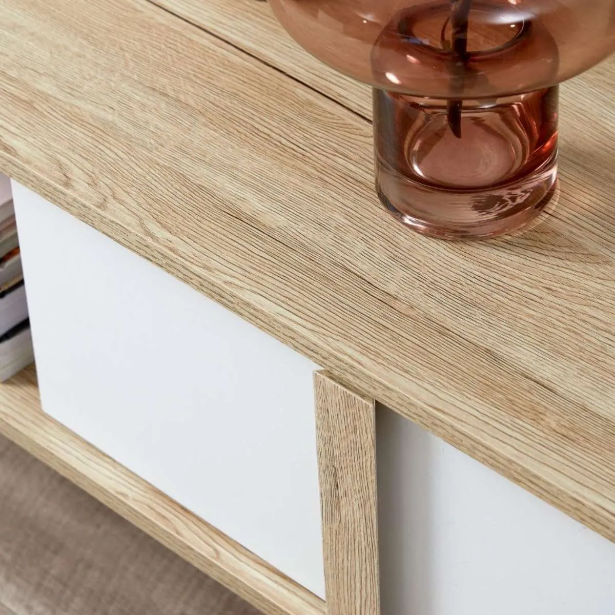 Jesse Entertainment Unit Mocka