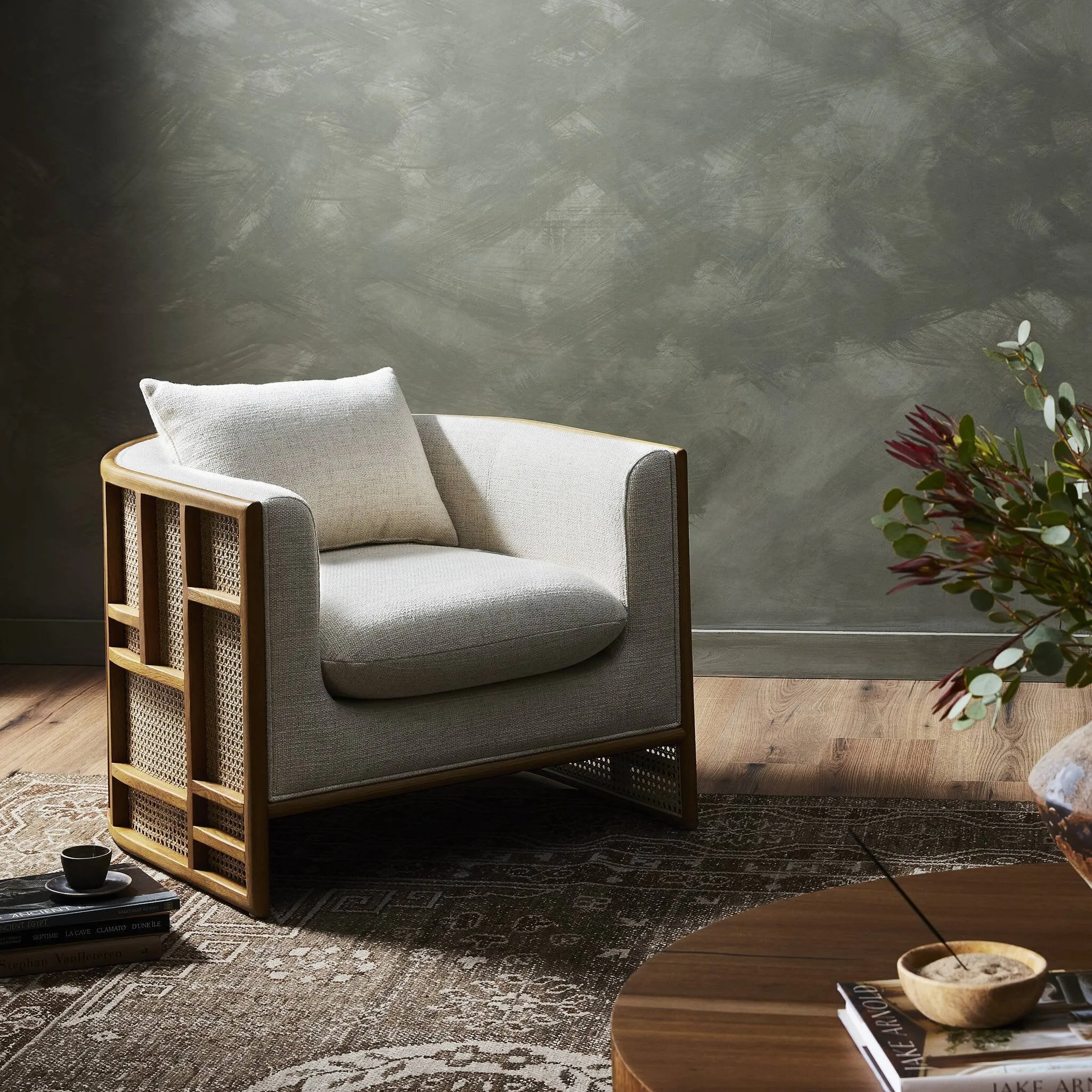 June Lounge Chair