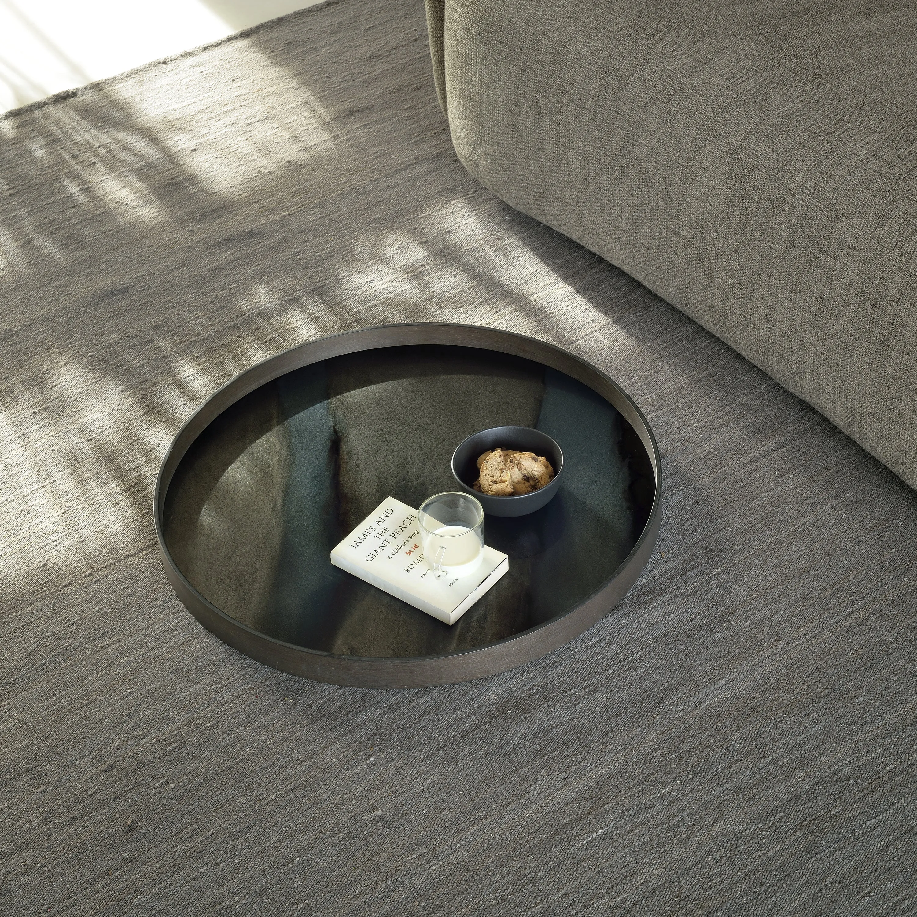 Large Tray Round Coffee Table Set