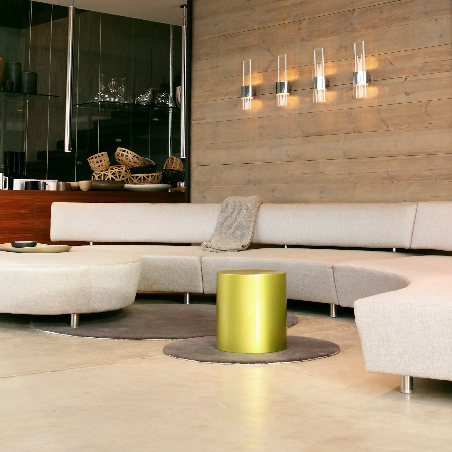 Line Wall Light