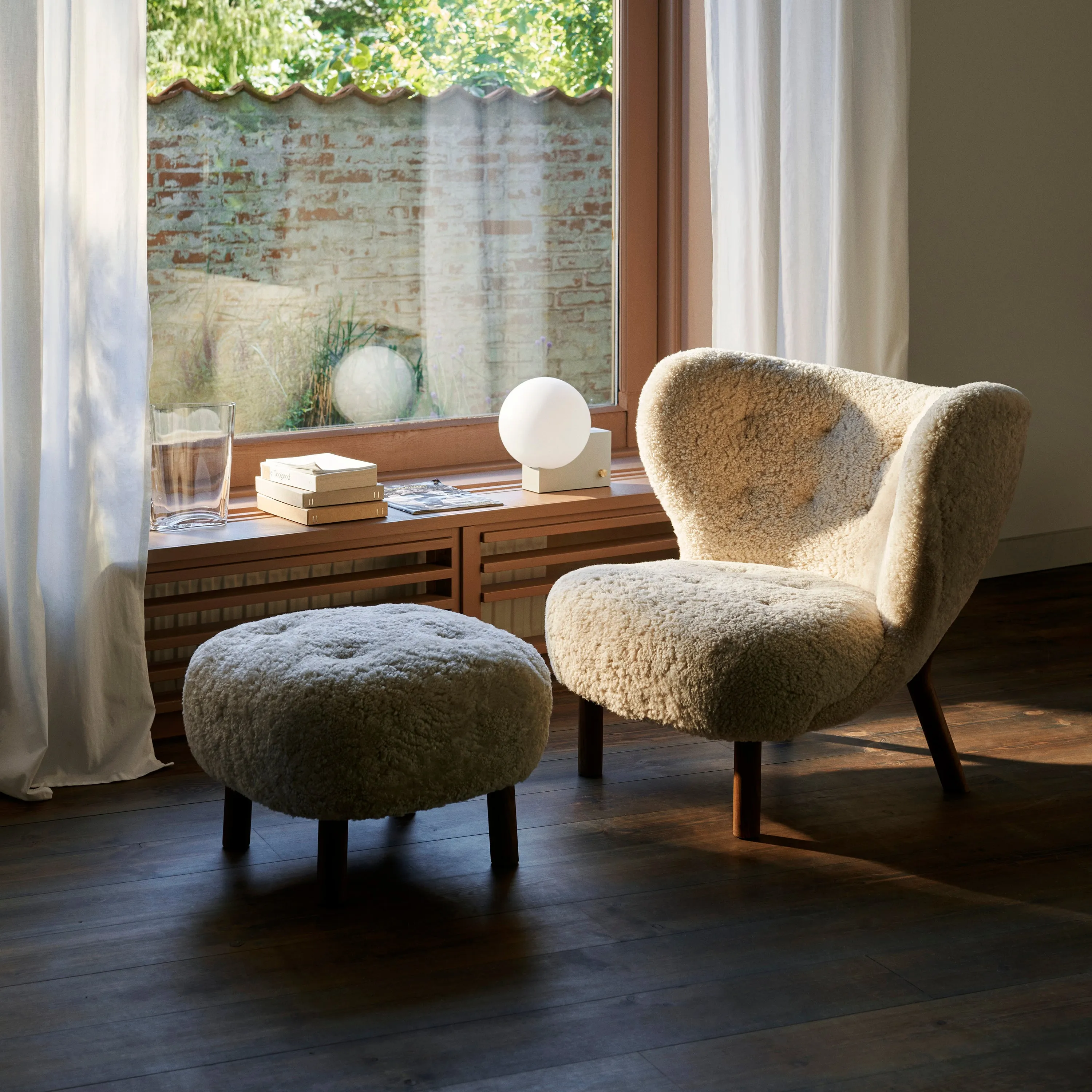 Little Petra Lounge Chair
