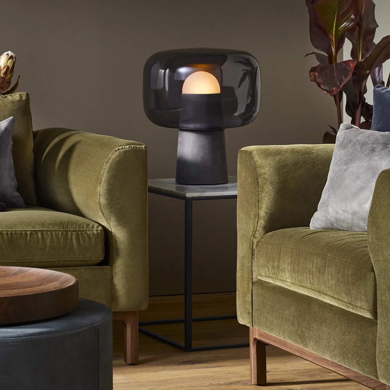 Minimalista Side Table