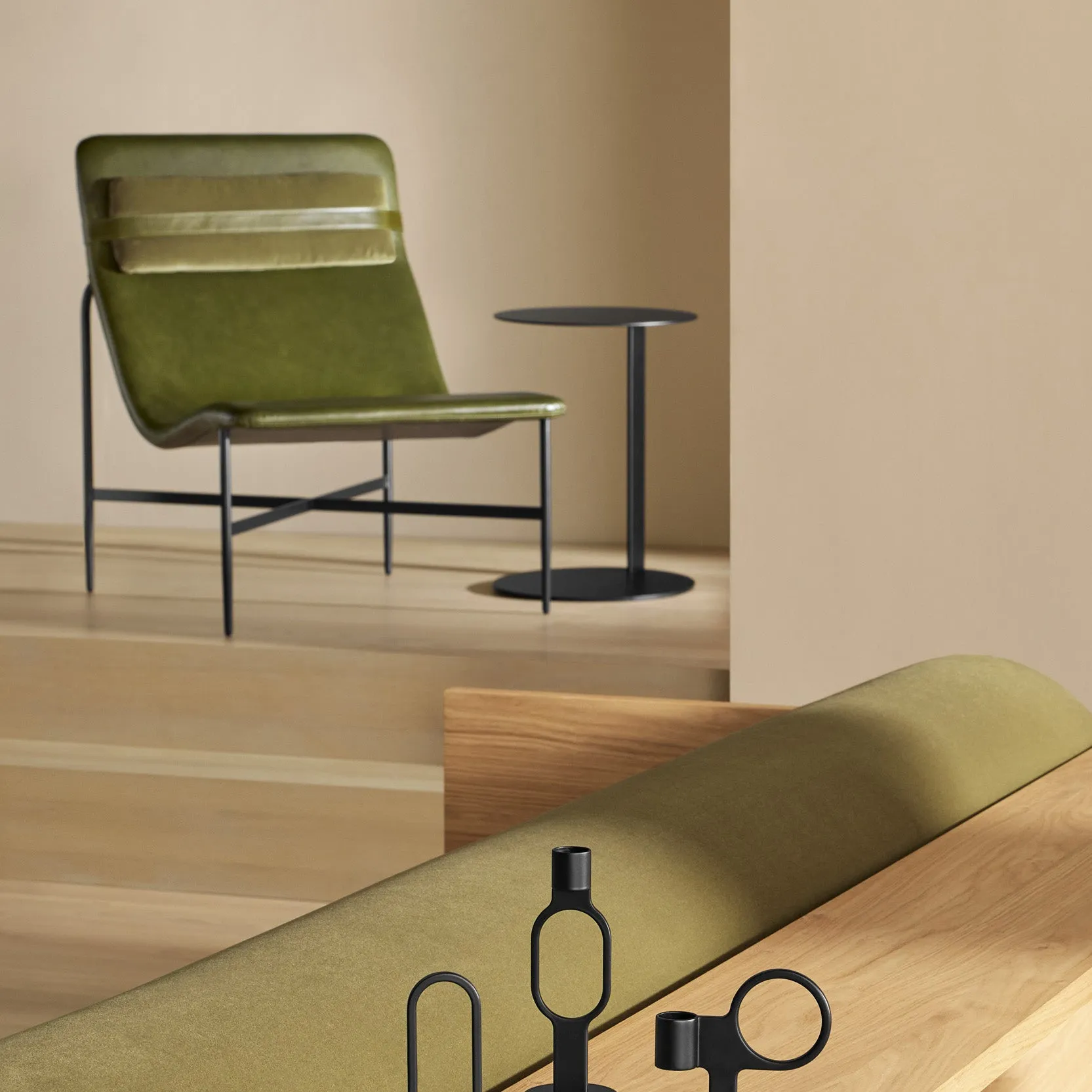 Note Side Table