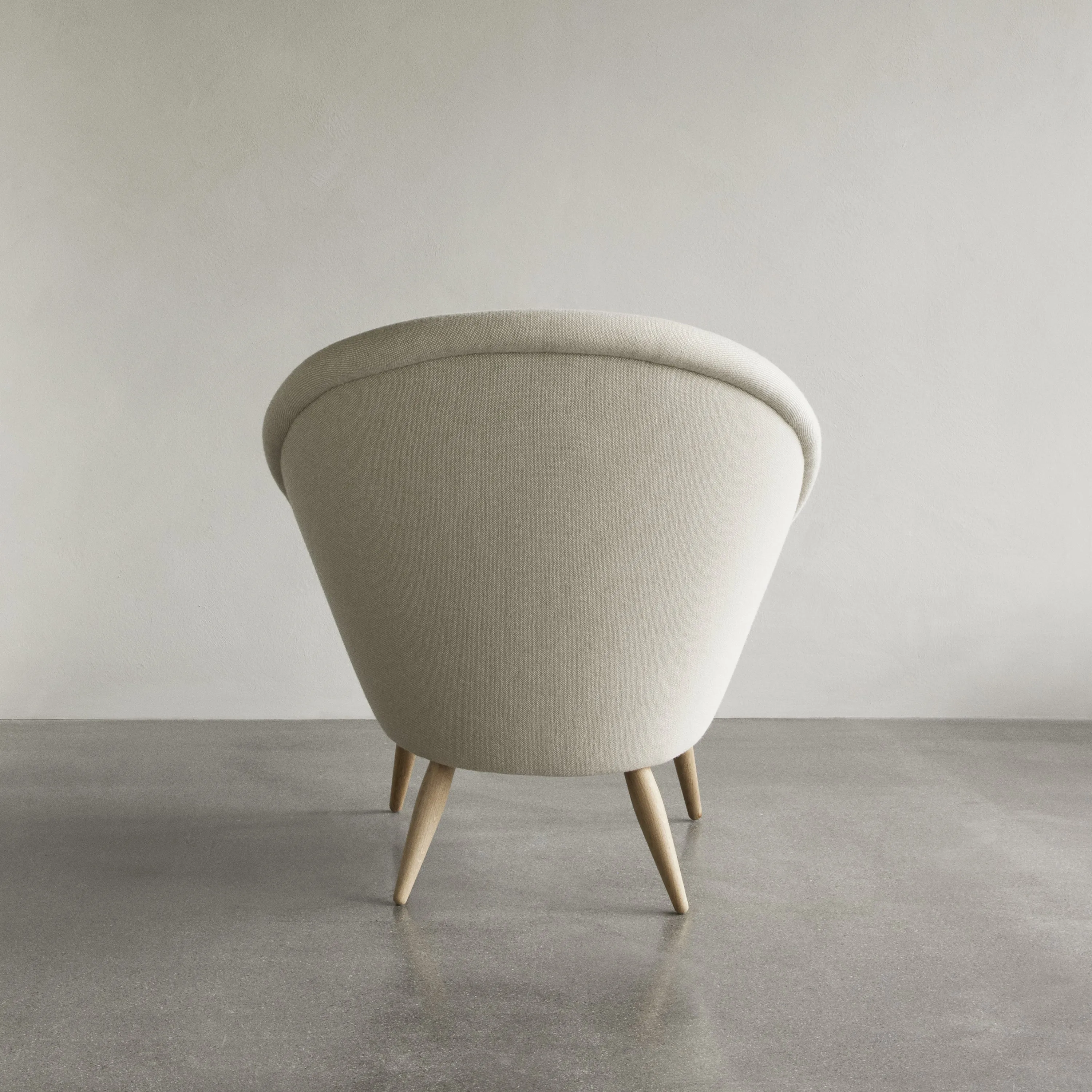 Oda Lounge Chair