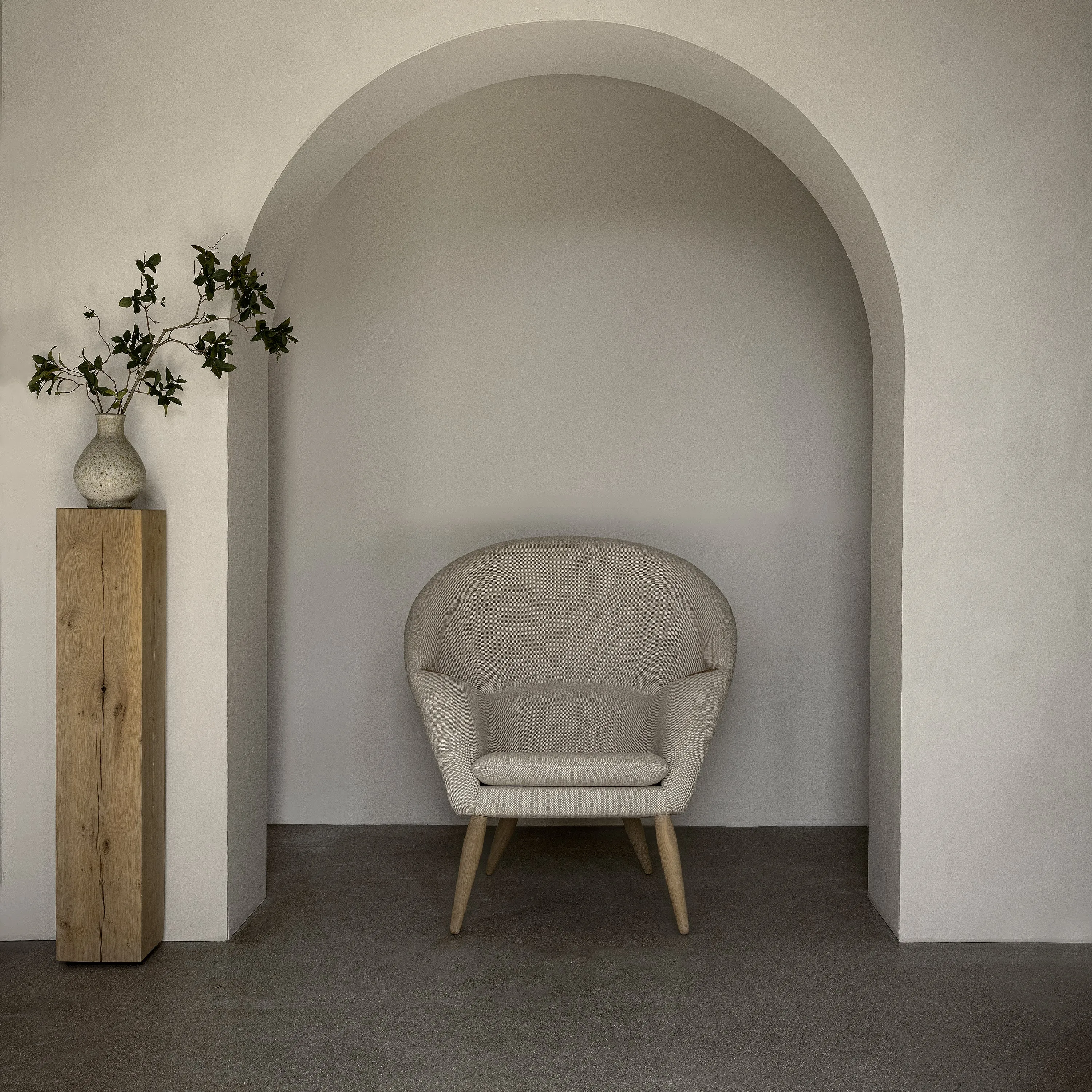 Oda Lounge Chair