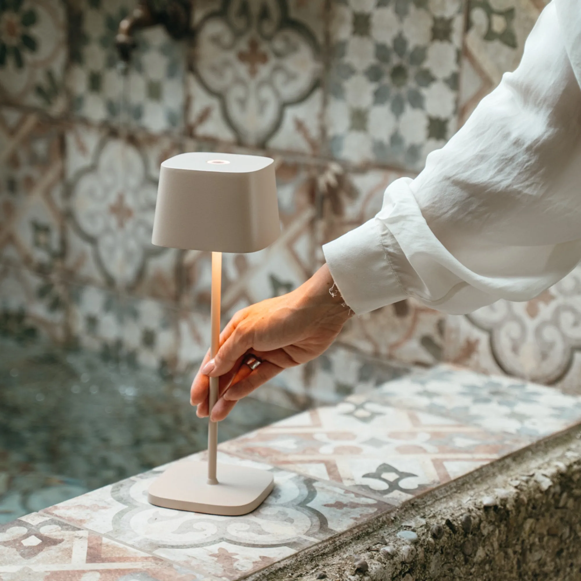 Ofelia Portable Table Lamp