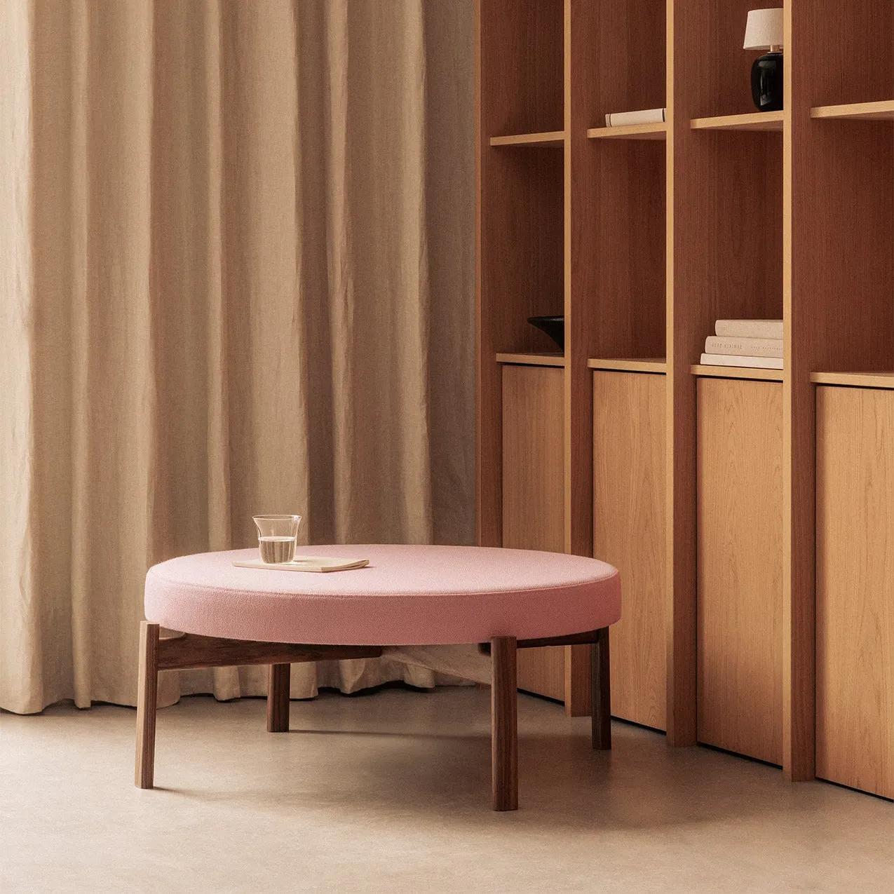 Passage Pouf