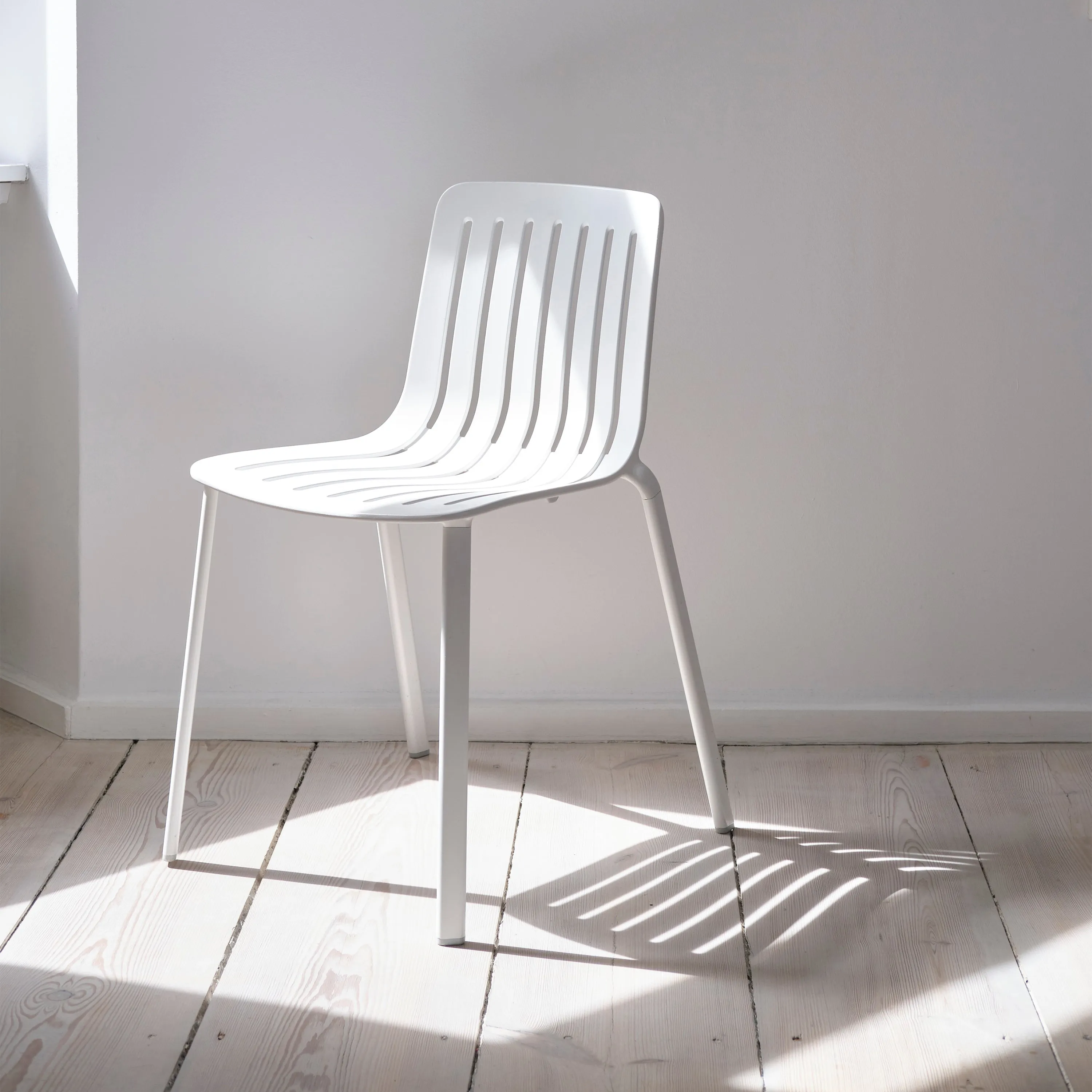 Plato Outdoor Stacking Chair (Set of 2)
