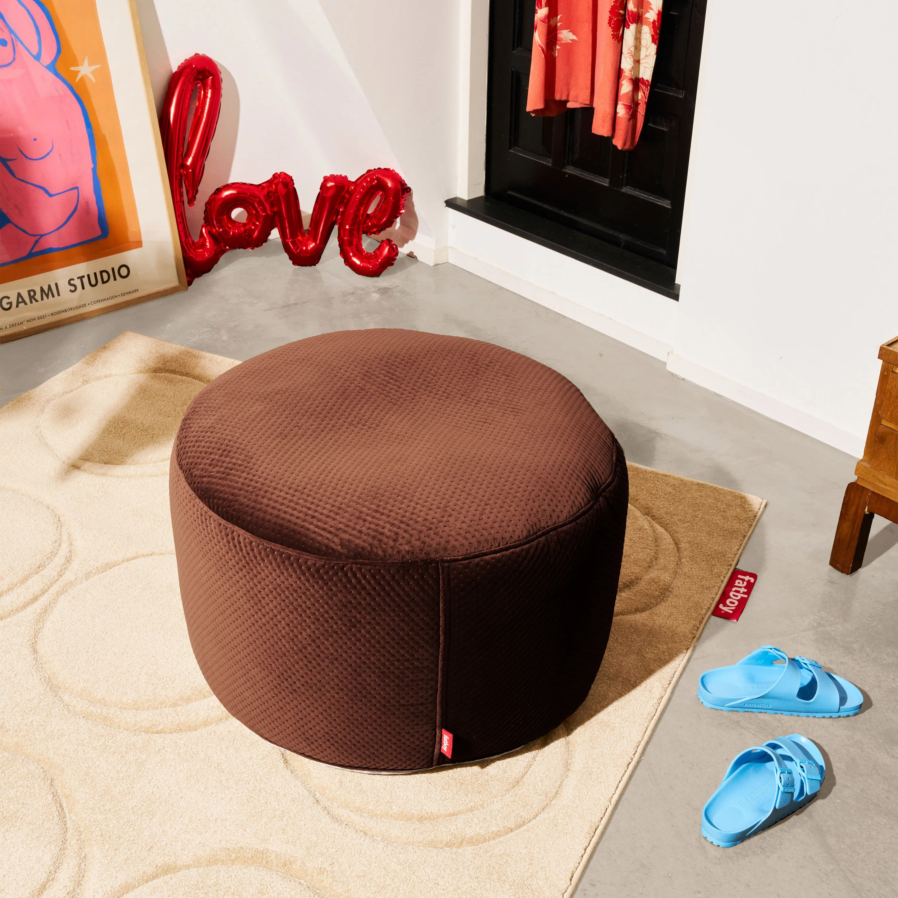 Point Recycled Royal Velvet Pouf