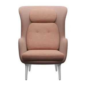 Ro Lounge Chair with Metal Legs