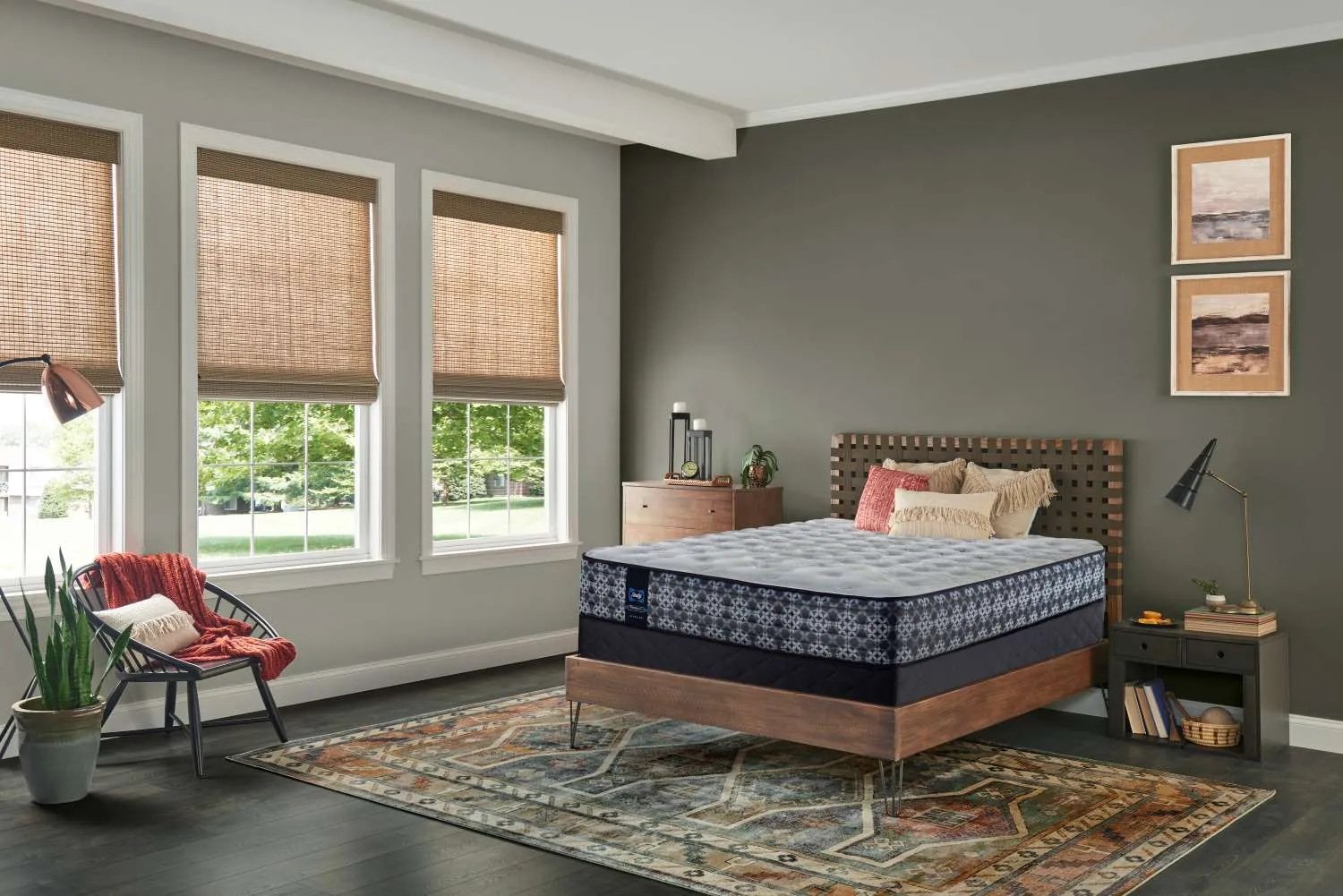 Sealy Posturepedic® Plus Sterling Series - Callie Firm Queen Mattress and Boxspring Set