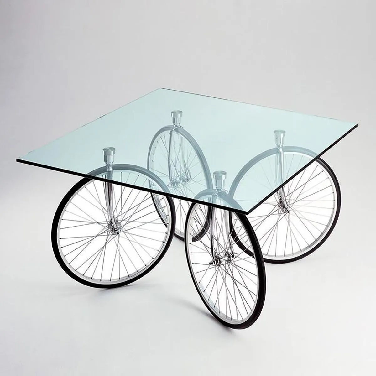 Tour Table