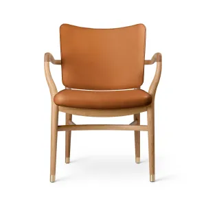 VLA61 Monarch Leather Armchair